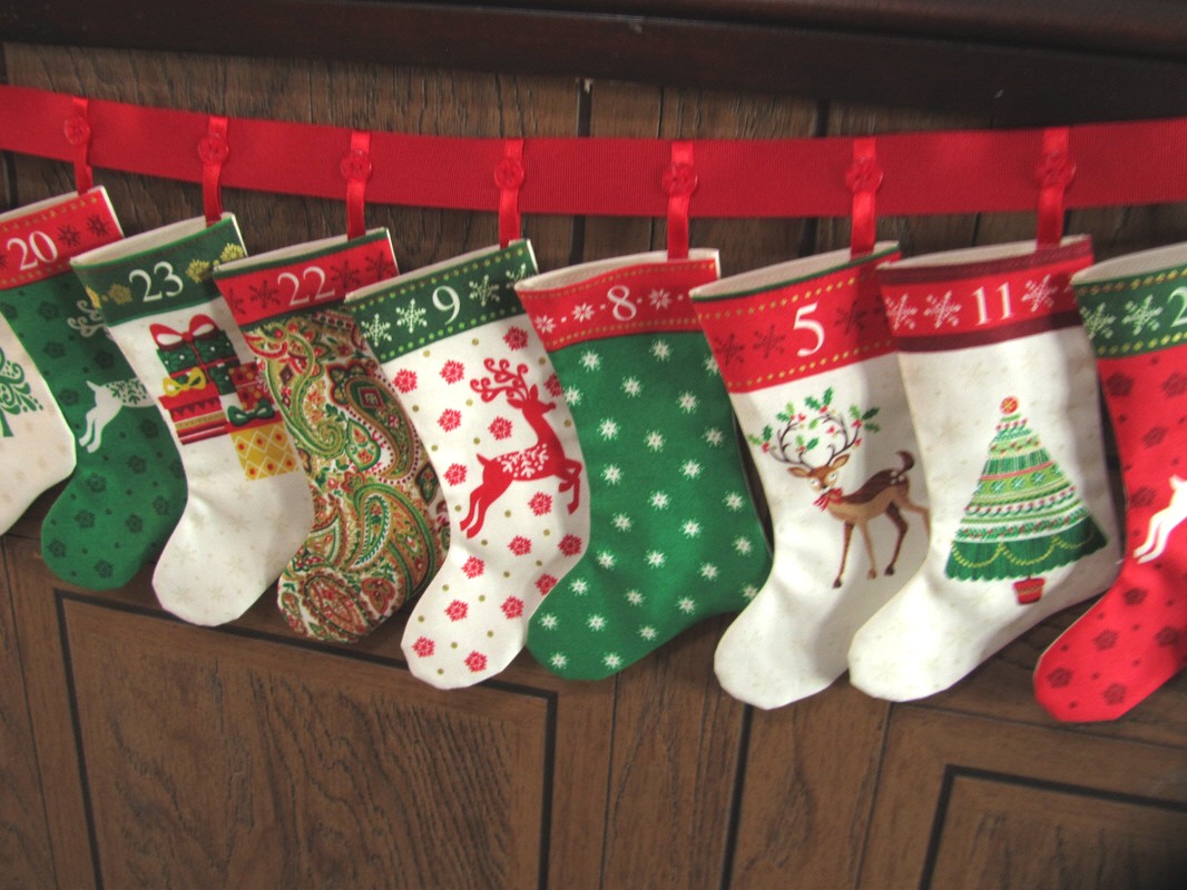 Reindeer Tree Small Bunting Stockings Advent Calendar